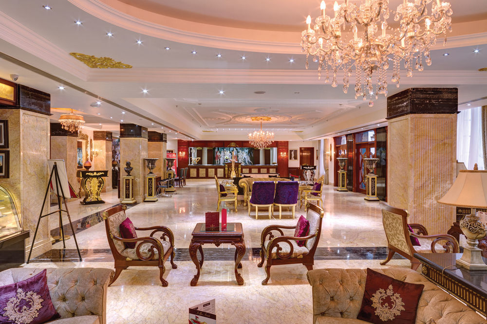 Ramada By Wyndham Amritsar Hotel Buitenkant foto